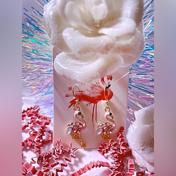 Gold Crystal flamingo dangle and drop earrings pretty summer tropical pink - Picture 3 of 9